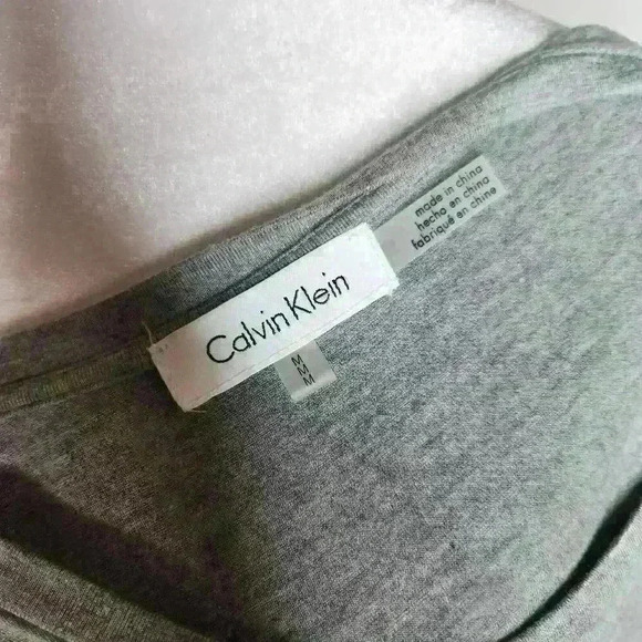 Calvin Klein women's gray short sleeve top size medium - Picture 6 of 6